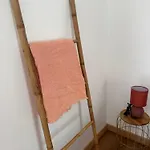 Retreat Nocleg ze śniadaniem *